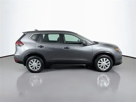 More photos of 2018 Nissan Rogue S at Monster Motors - Jackson, MI, MI