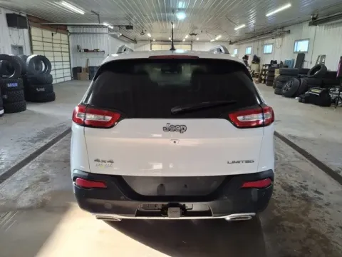 More photos of 2015 Jeep Cherokee Limited at Monster Motors - Jackson, MI, MI