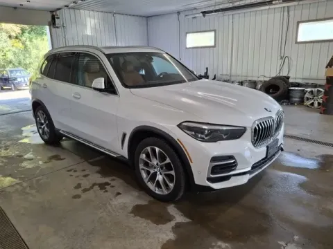 Another view of 2022 BMW X5 xDrive40i for sale in Michigan Center, MI at Monster Motors - Jackson, MI