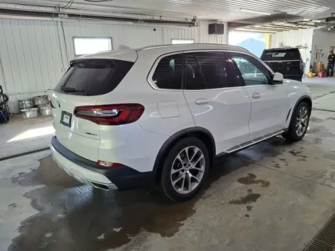 More photos of 2022 BMW X5 xDrive40i at Monster Motors - Jackson, MI, MI