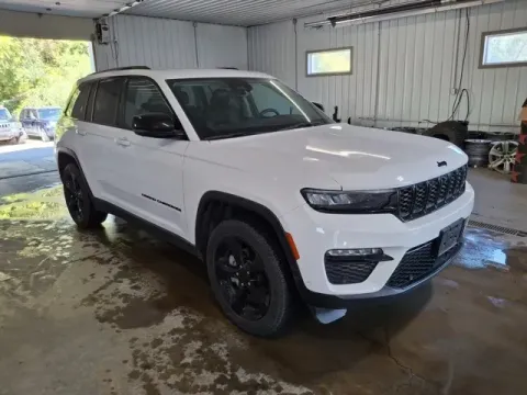 Another view of 2023 Jeep Grand Cherokee Limited for sale in Michigan Center, MI at Monster Motors - Jackson, MI