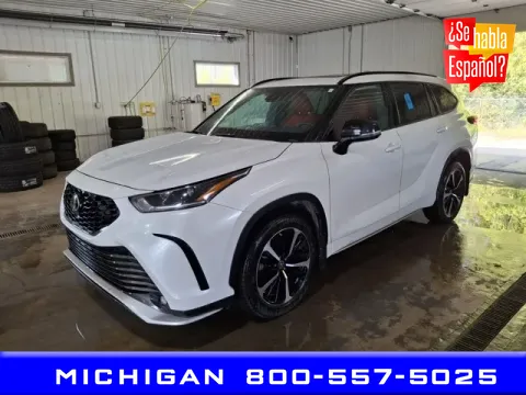 White 2022 Toyota Highlander XSE for sale in Michigan Center, MI