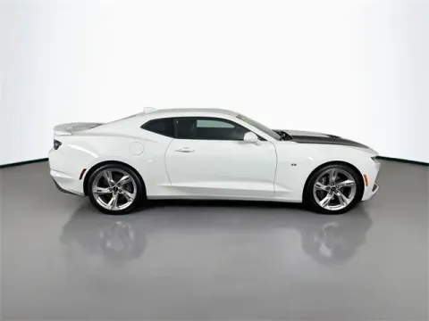 More photos of 2020 Chevrolet Camaro SS at Monster Motors - Jackson, MI, MI