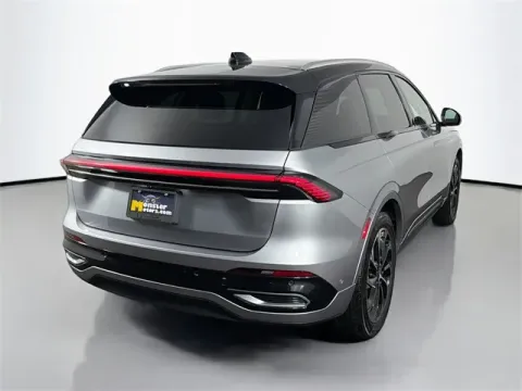 More photos of 2024 Lincoln Nautilus Reserve at Monster Motors - Jackson, MI, MI