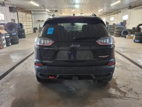 More photos of 2022 Jeep Cherokee Trailhawk at Monster Motors - Jackson, MI, MI