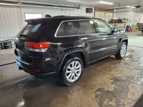 More photos of 2017 Jeep Grand Cherokee Limited at Monster Motors - Jackson, MI, MI