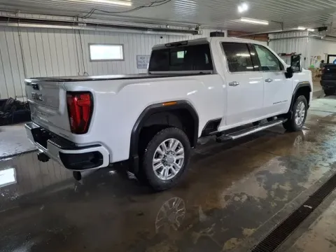 More photos of 2021 GMC Sierra 2500HD Denali at Monster Motors - Jackson, MI, MI