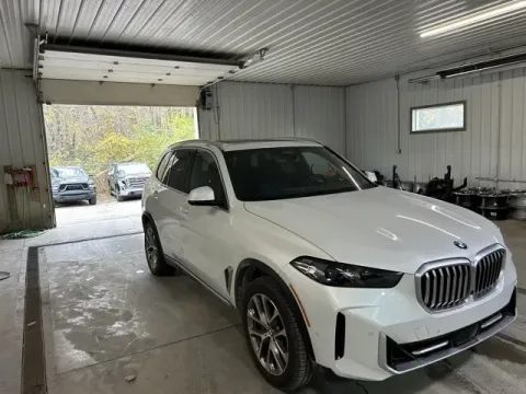 More photos of 2024 BMW X5 xDrive40i at Monster Motors - Jackson, MI, MI