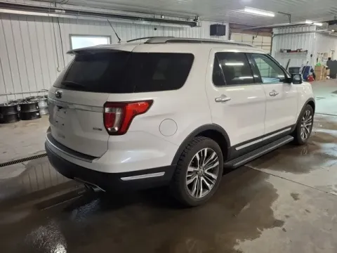 More photos of 2018 Ford Explorer Platinum at Monster Motors - Jackson, MI, MI