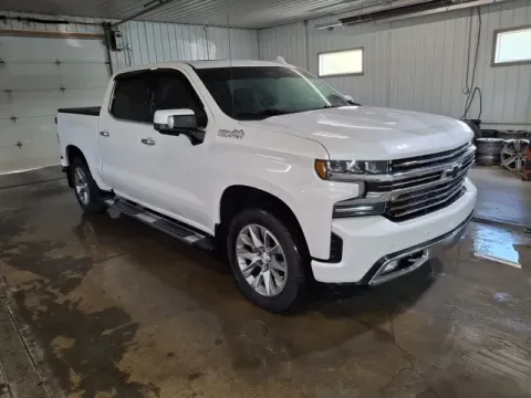 Another view of 2019 Chevrolet Silverado 1500 High Country for sale in Michigan Center, MI at Monster Motors - Jackson, MI