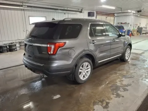 More photos of 2018 Ford Explorer XLT at Monster Motors - Jackson, MI, MI