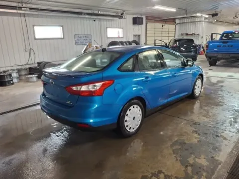 More photos of 2013 Ford Focus SE at Monster Motors - Jackson, MI, MI