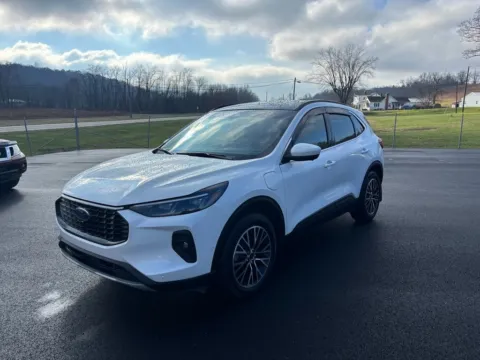 White 2024 Ford Escape Plug-In Hybrid for sale in Crooksville, OH