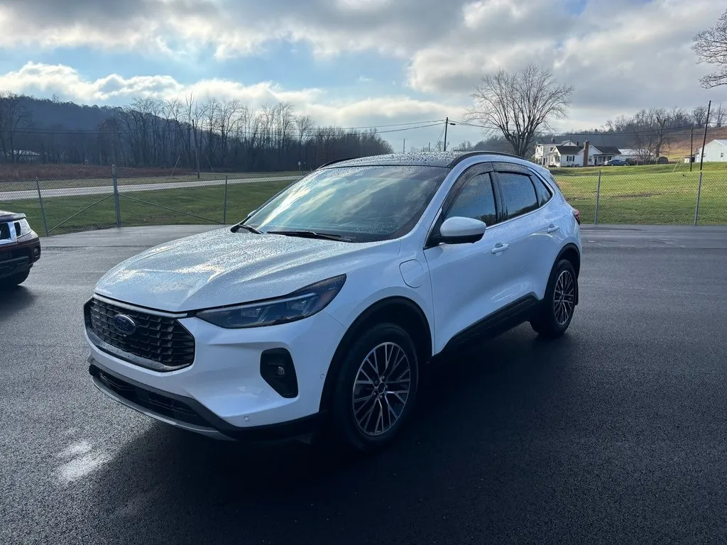 2024 Ford Escape