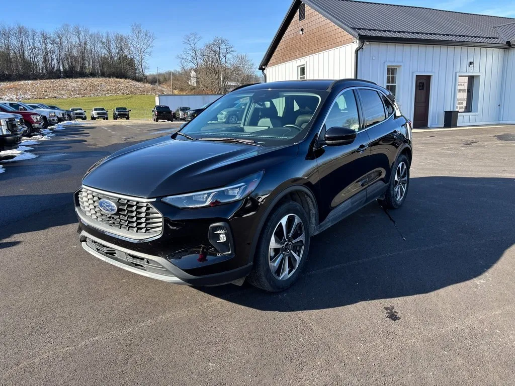 Black 2025 Ford Escape Platinum for sale in Crooksville, OH