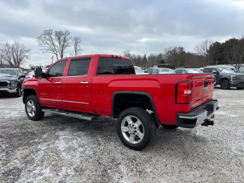 More photos of 2016 GMC Sierra 2500HD SLT at Fahey Imports, OH