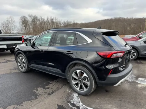 More photos of 2025 Ford Escape Platinum at Fahey Imports, OH