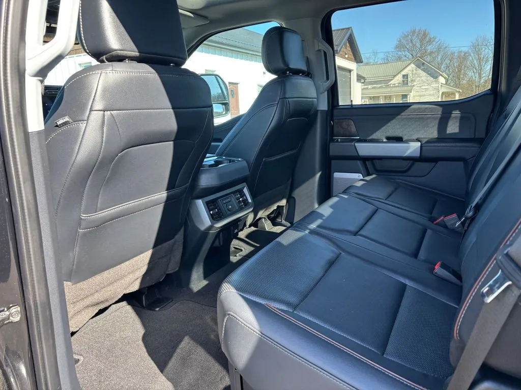 2023 Ford F-250 Super Duty Lariat - Photo 21