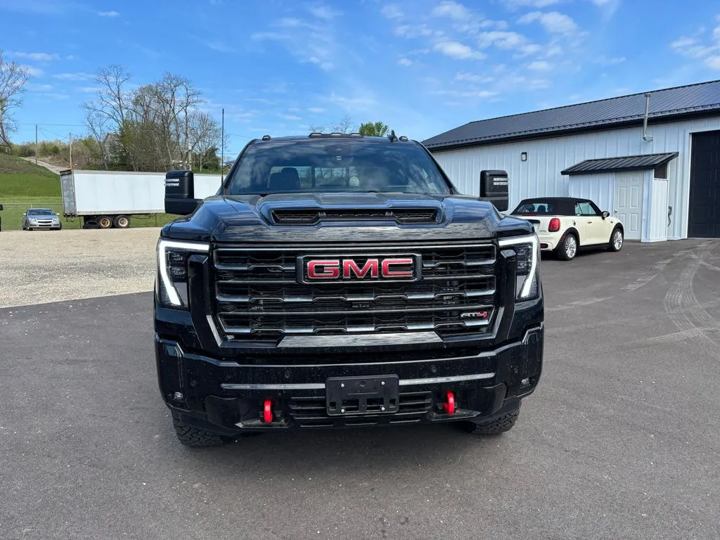 2026 GMC Sierra 2500HD AT4 - Photo 8