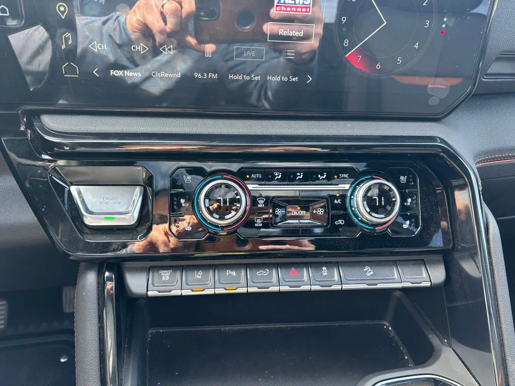 2026 GMC Sierra 2500HD AT4 - Photo 15