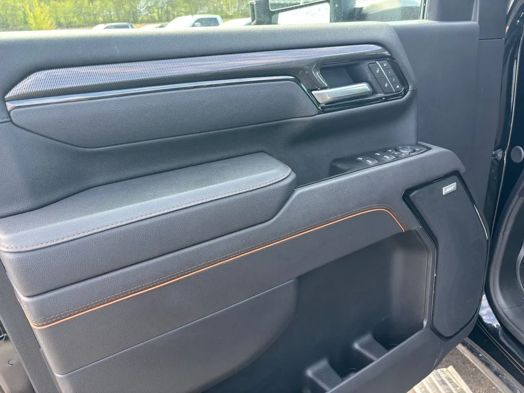 2026 GMC Sierra 2500HD AT4 - Photo 10