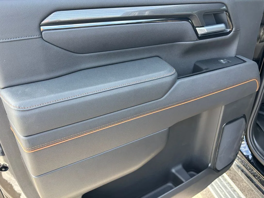 2026 GMC Sierra 2500HD AT4 - Photo 20