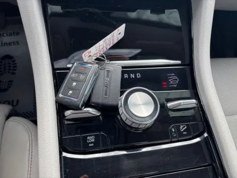 More photos of 2023 Jeep Grand Cherokee Overland at Fahey Imports, OH