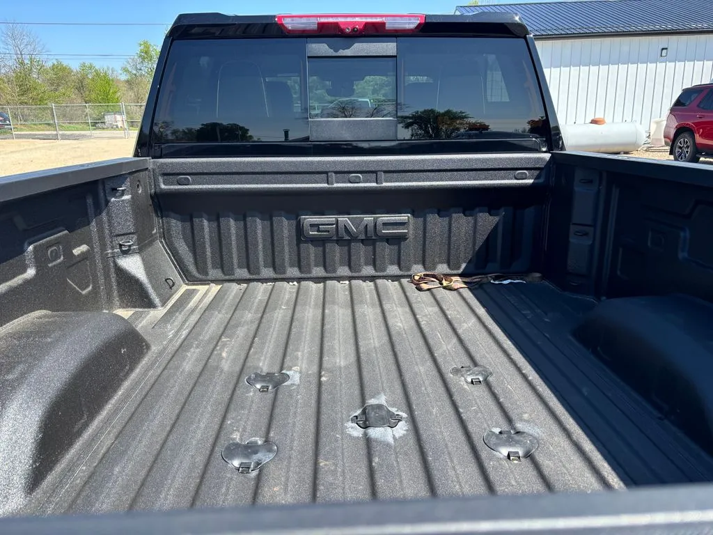 2025 GMC Sierra 2500HD Denali Ultimate - Photo 23
