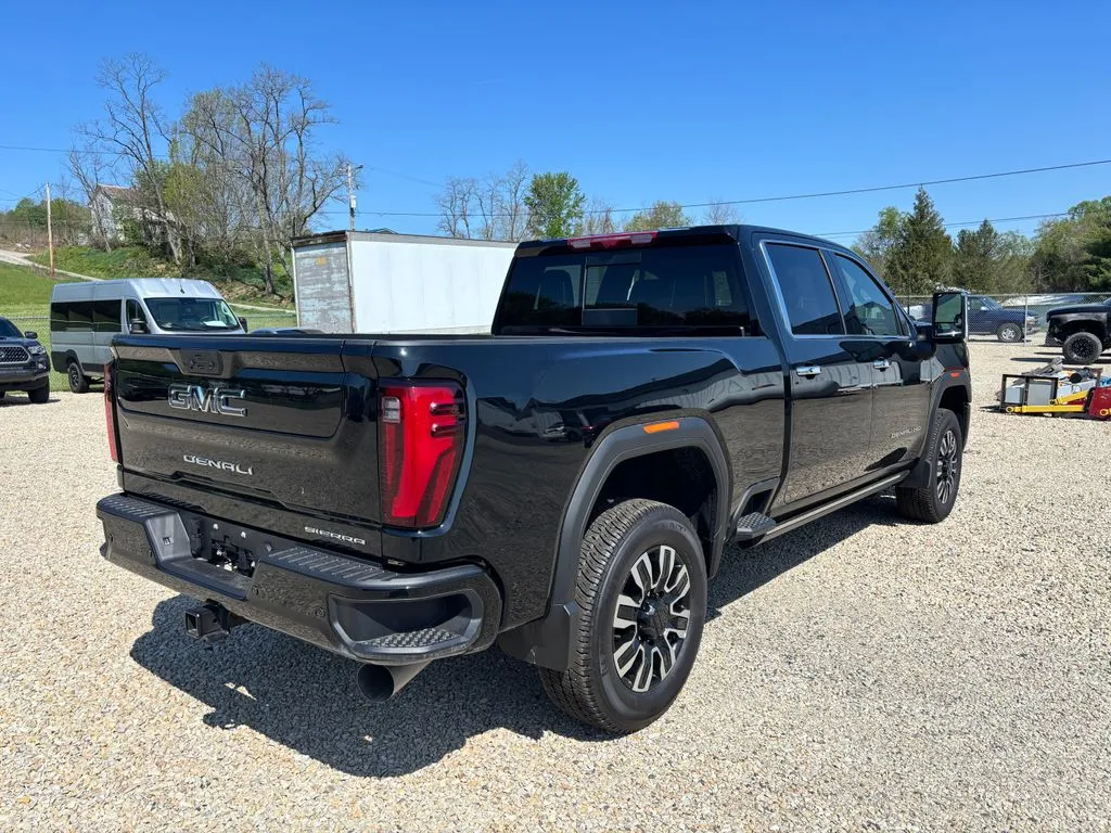 2025 GMC Sierra 2500HD Denali Ultimate - Photo 6