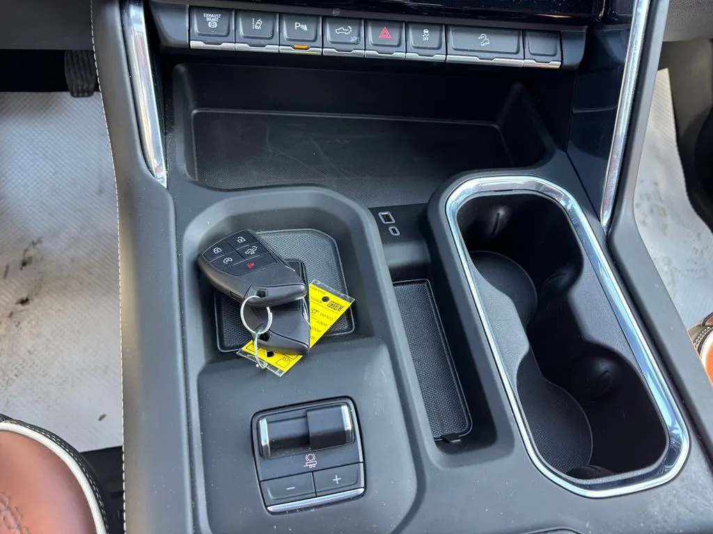 2025 GMC Sierra 2500HD Denali Ultimate - Photo 20