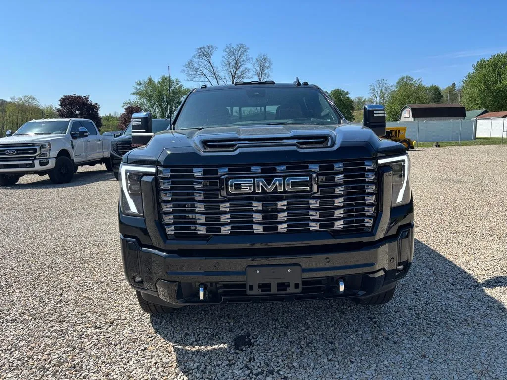 2025 GMC Sierra 2500HD Denali Ultimate - Photo 9