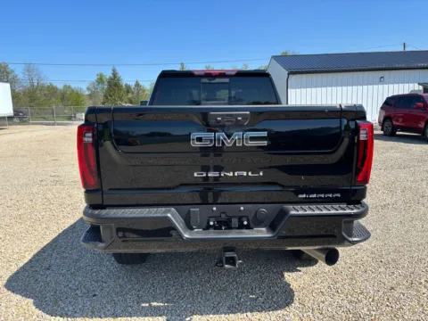 More photos of 2025 GMC Sierra 2500HD Denali Ultimate at Fahey Imports, OH