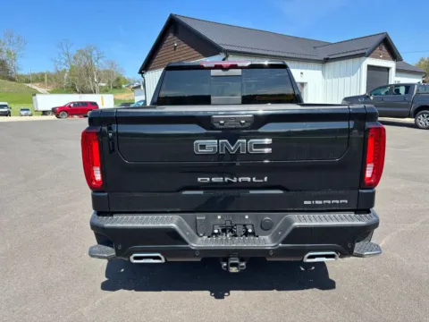 More photos of 2025 GMC Sierra 1500 Denali Ultimate at Fahey Imports, OH