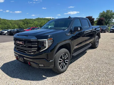 Black 2023 GMC Sierra 1500 AT4 for sale in Crooksville, OH