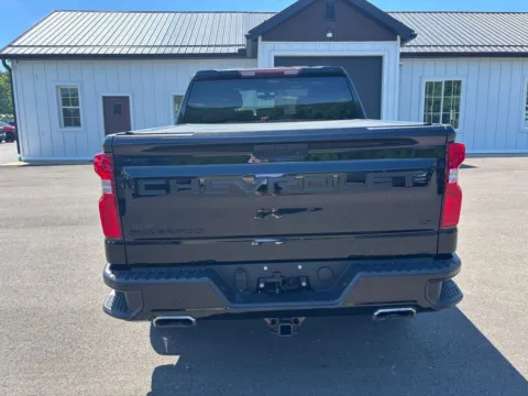 More photos of 2022 Chevrolet Silverado 1500 LTD LT Trail Boss at Fahey Imports, OH