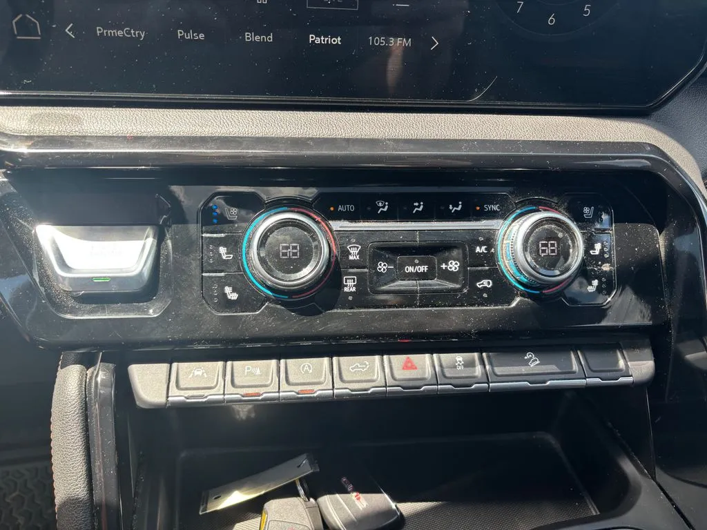 2023 GMC Sierra 1500 AT4 - Photo 16