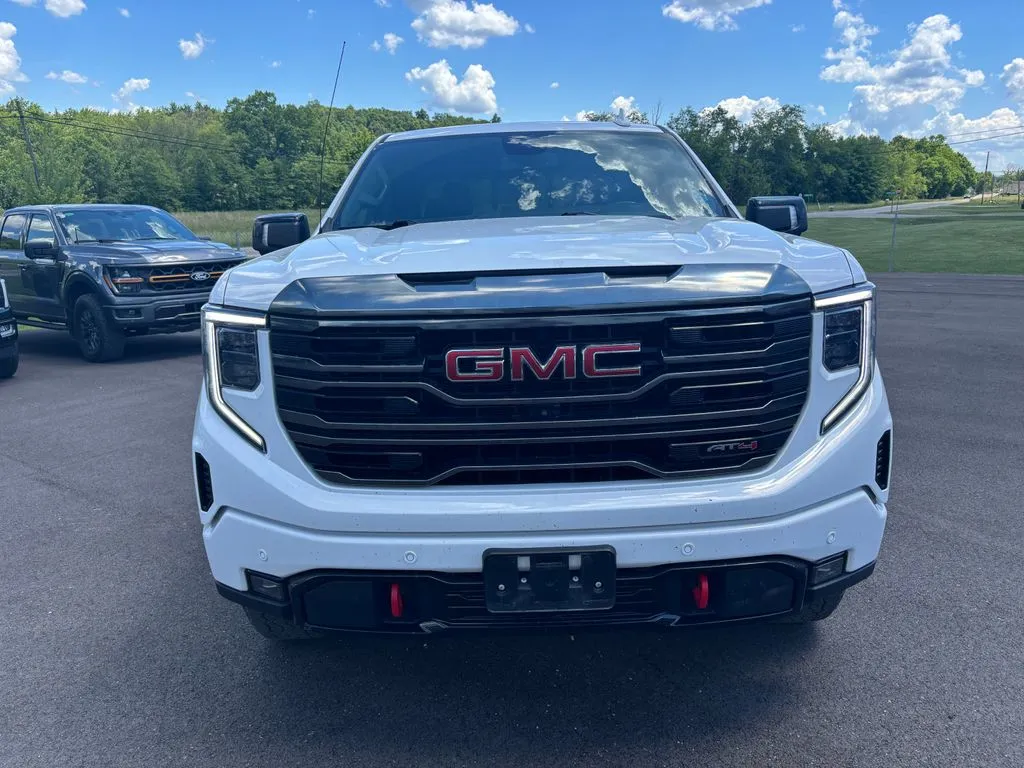 2023 GMC Sierra 1500 AT4 - Photo 9