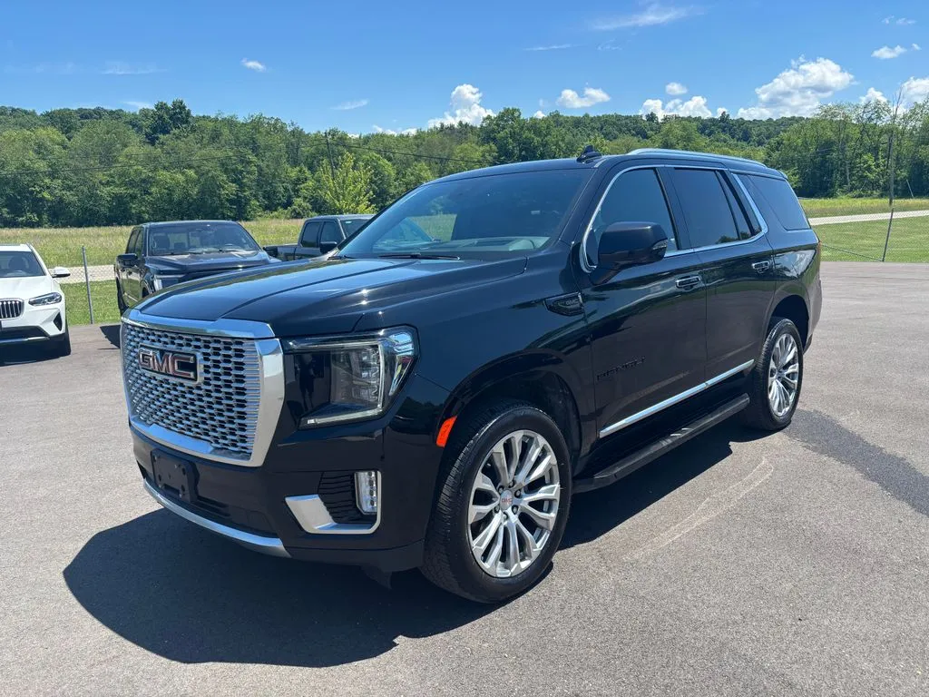 2024 GMC Yukon Denali's photo