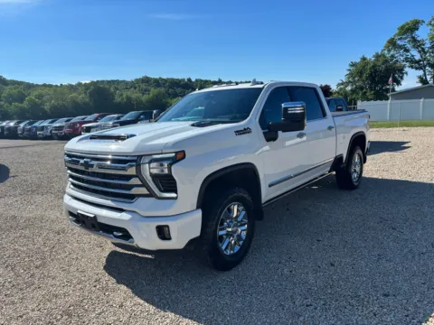 White 2024 Chevrolet Silverado 2500HD High Country for sale in Crooksville, OH