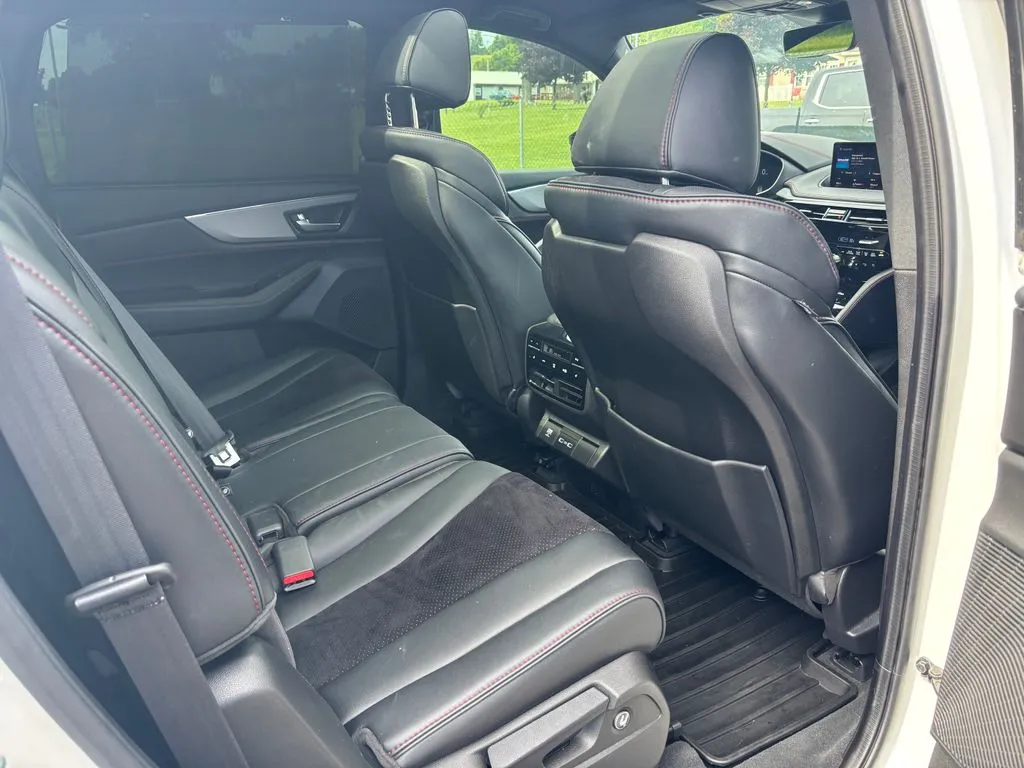 2022 Acura MDX A-SPEC - Photo 21