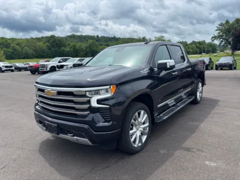 Black 2023 Chevrolet Silverado 1500 High Country for sale in Crooksville, OH