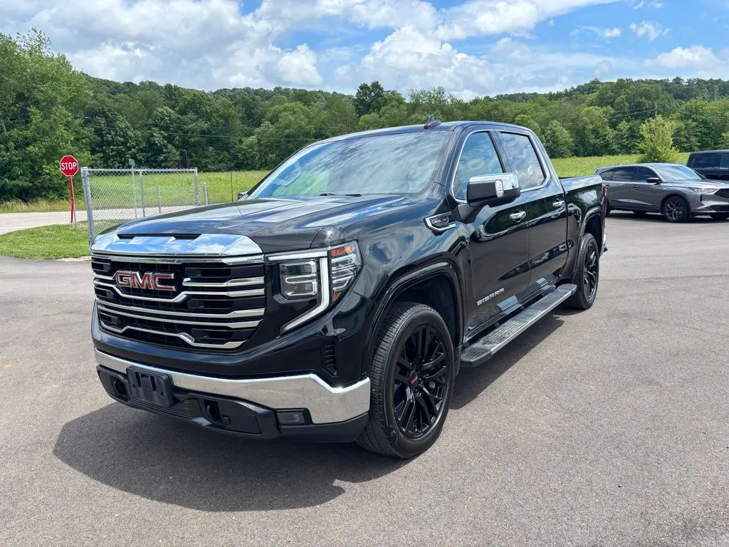 Black 2023 GMC Sierra 1500 SLT for sale in Crooksville, OH