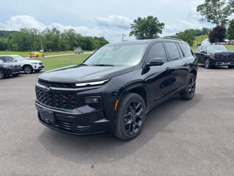 Photos of 2024 Chevrolet Traverse RS for sale in Crooksville, OH at Fahey Imports
