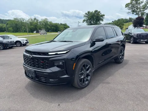 Black 2024 Chevrolet Traverse RS for sale in Crooksville, OH