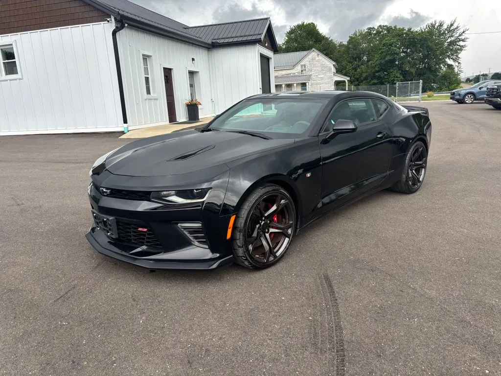 Black 2018 Chevrolet Camaro SS for sale in Crooksville, OH