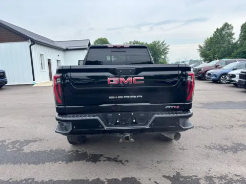 More photos of 2024 GMC Sierra 2500 HD AT4 at Fahey Imports, OH