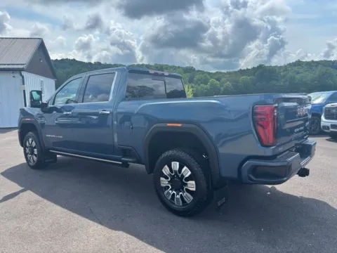 More photos of 2024 GMC Sierra 3500 HD Denali at Fahey Imports, OH