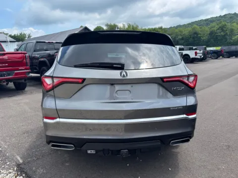 More photos of 2024 Acura MDX Advance at Fahey Imports, OH