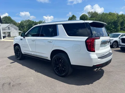 More photos of 2022 GMC Yukon Denali at Fahey Imports, OH