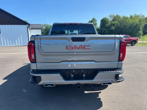More photos of 2024 GMC Sierra 1500 Denali at Fahey Imports, OH